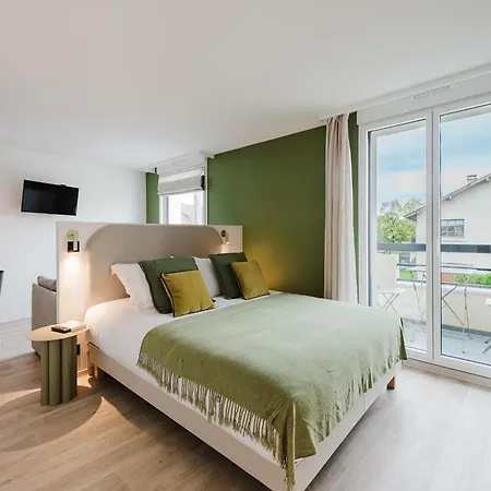 Aparthotel Neostelia *
