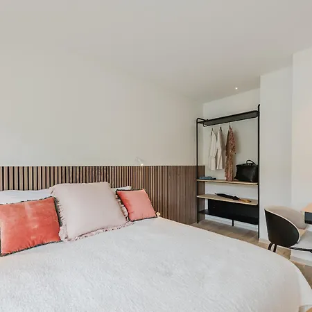 Neostelia Apartahotel
